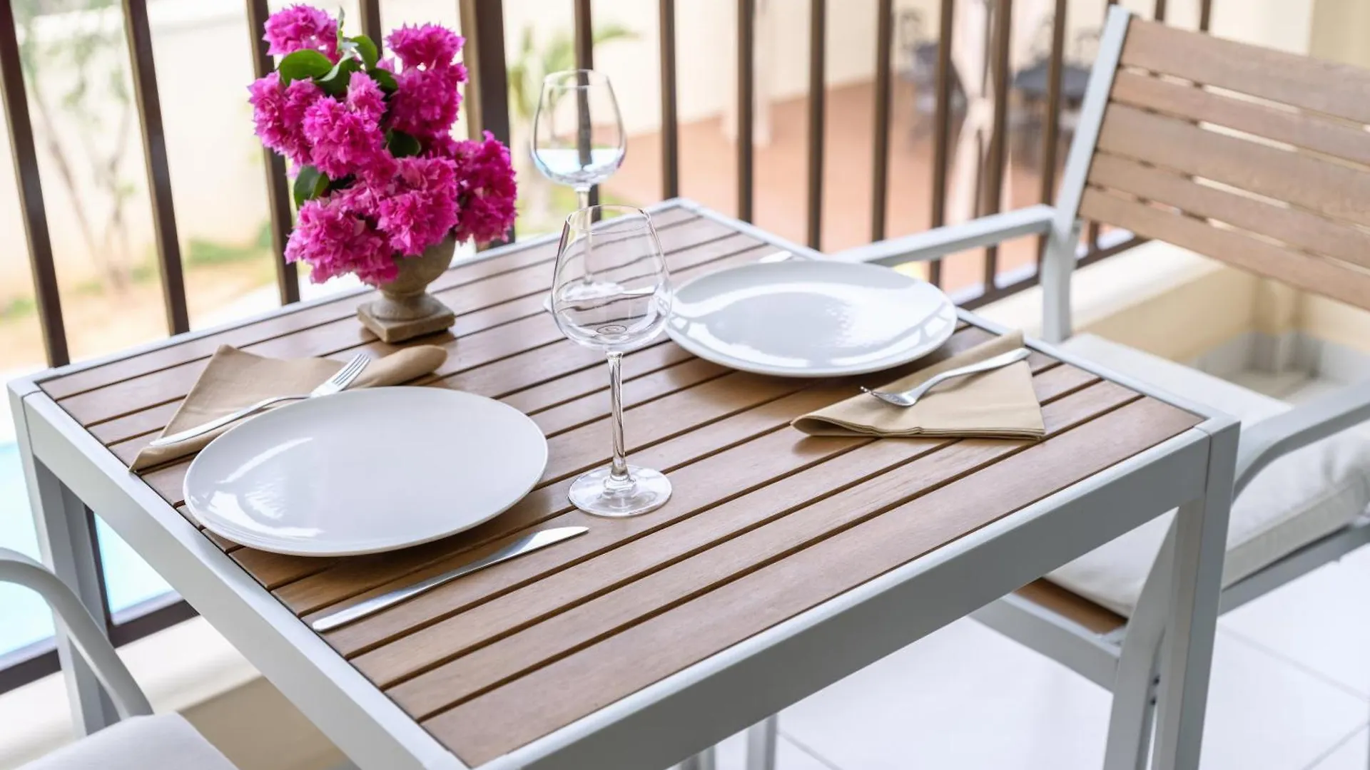Creole Breeze Self Catering Apartments Anse Boileau
