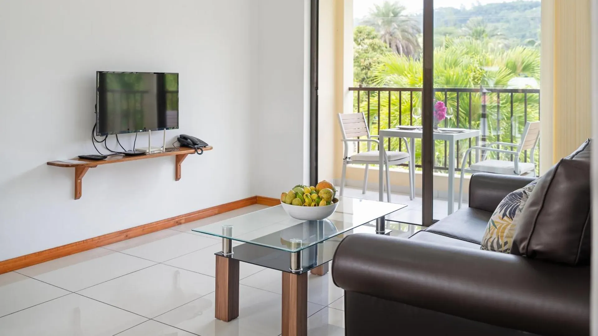 Creole Breeze Self Catering Apartments Anse Boileau