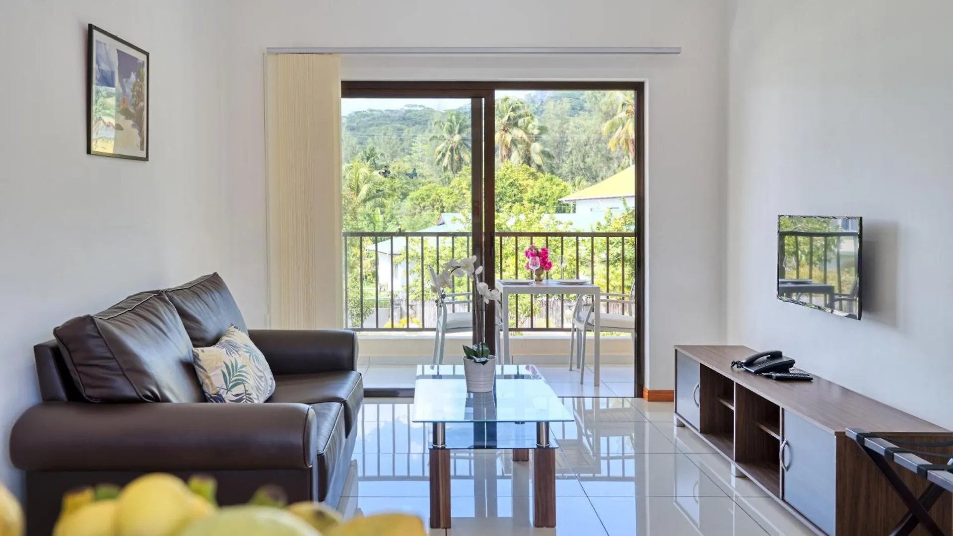 Creole Breeze Self Catering Apartments Anse Boileau 0*,